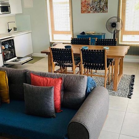 Beachcove Apartment 2 Pereybere Beach Exterior foto