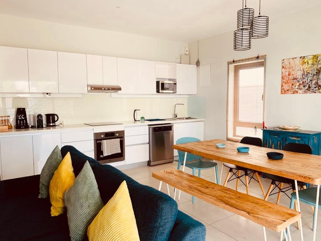Beachcove Apartment 2 Pereybere Beach Exterior foto
