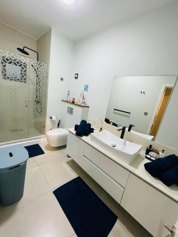 Beachcove Apartment 2 Pereybere Beach Exterior foto
