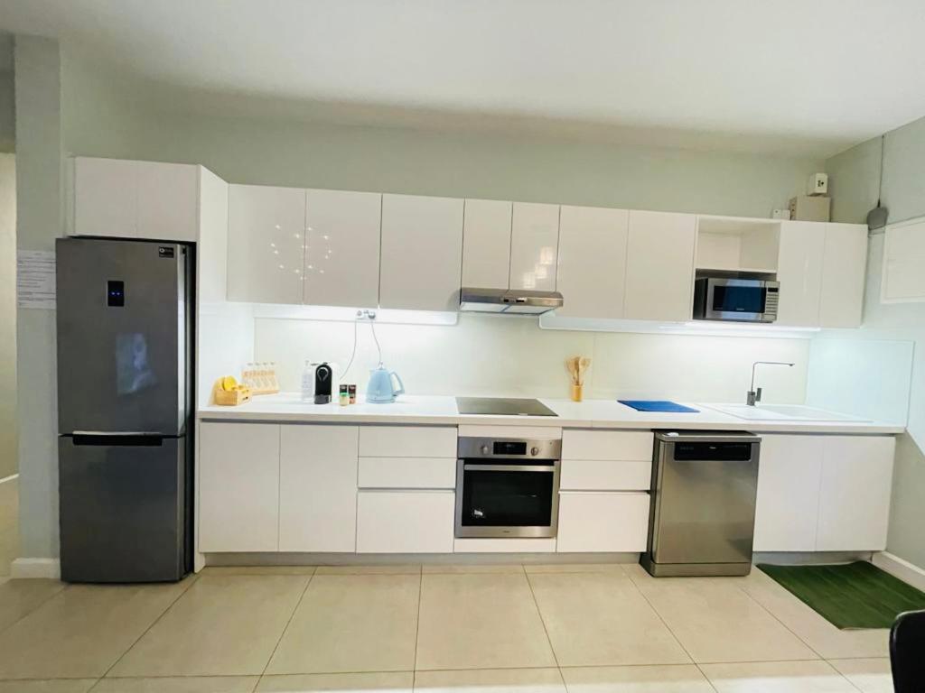 Beachcove Apartment 2 Pereybere Beach Exterior foto
